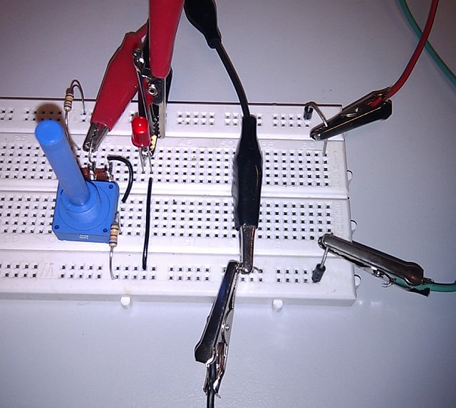 2_LED_Dimmer_Meters.jpg